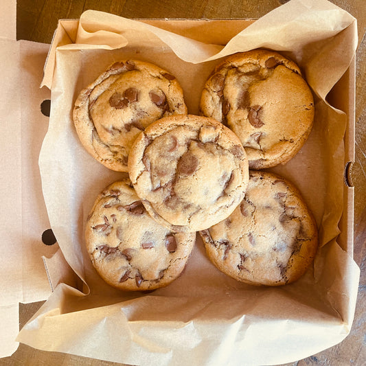 5 Large Milk Chocolate Cookies